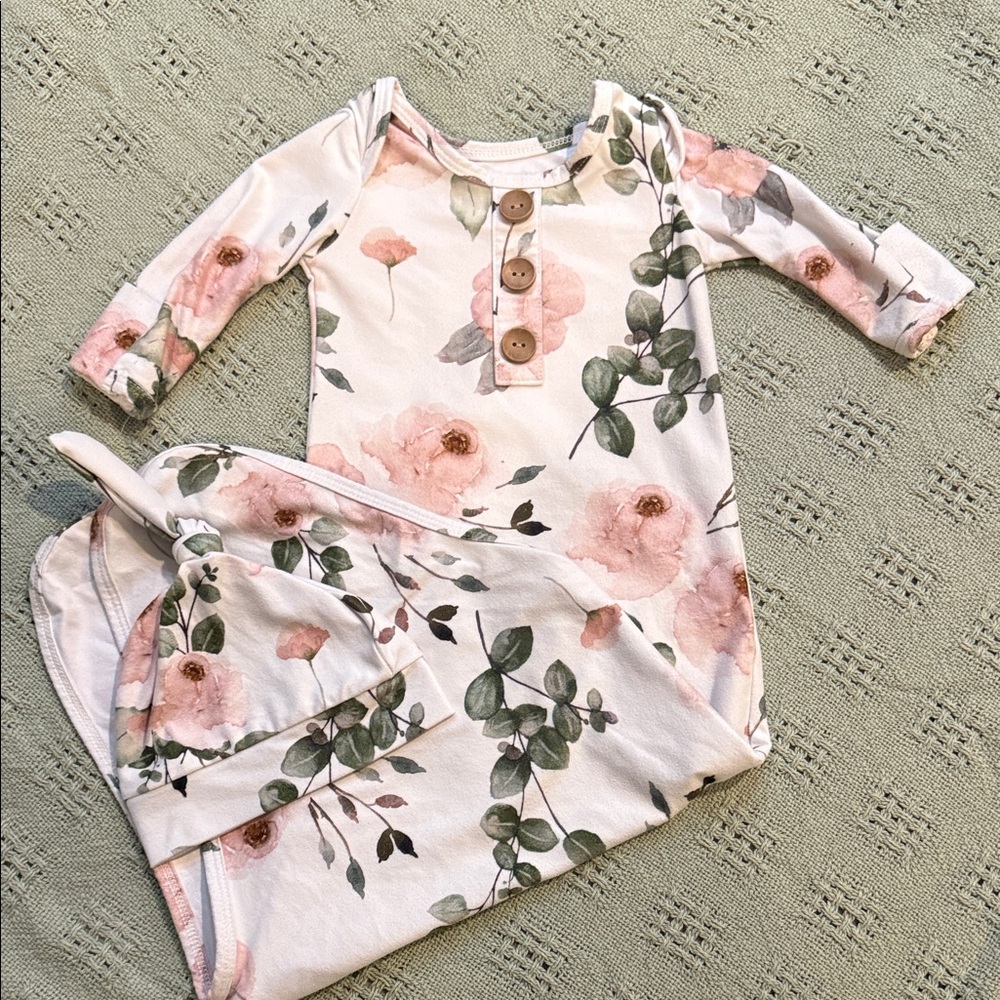 Caden Lane Pink Floral Sleep Gown with Matching Hat